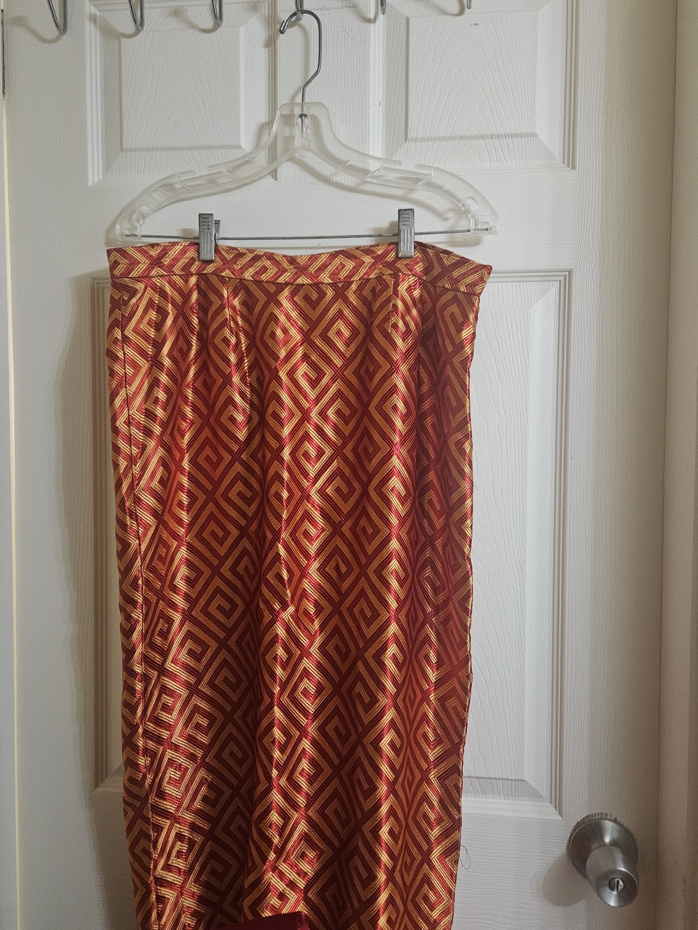 Statement Gold & Red Geometric Satin Blazer - Picture 2 of 10